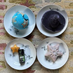 LUSH NWT shimmery stars? Or Prince of Darkness? 4-pc bundle